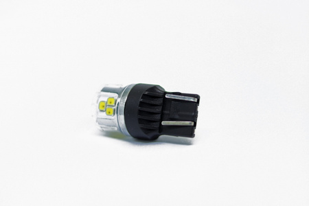 Żarówki W21/5 7443 LED BIAŁO POM USA ML4G7443