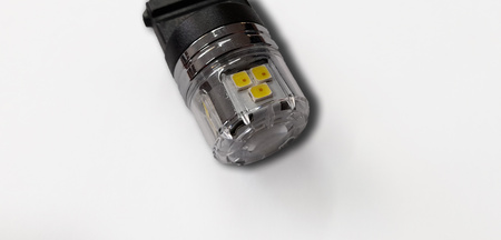 Żarówki P27/7 3157 LED BIAŁO POM USA ML4G3157