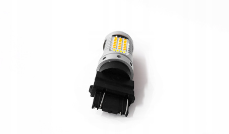 Żarówki 3157 P27/7W V2 MLDC3157CAN70